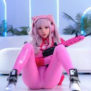 Голая Alice Delish