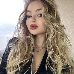 Голая Amlolliii