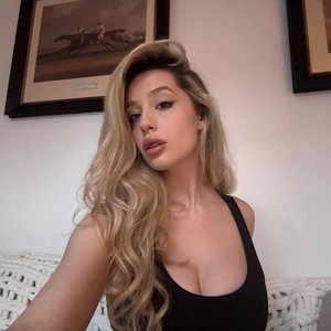 Голая Анастасия Анисимова