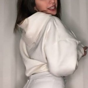Голая Анна Комарова