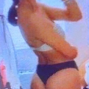 Голая Charli D’amelio