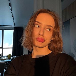 Голая Cutierover