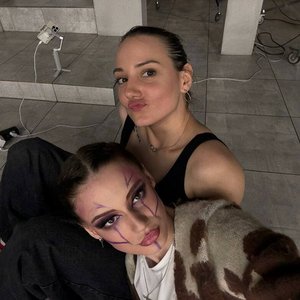 Голая Cutierover