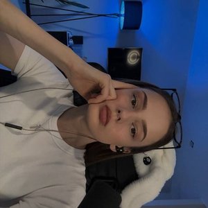 Голая Cutierover