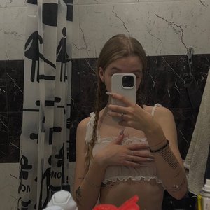 Голая Рина Гражина