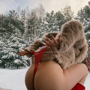 Голая Krupa