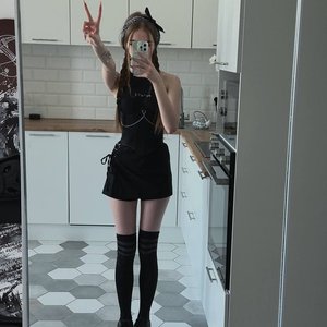 Голая Катя Клеточка