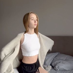 Голая Катя Клеточка