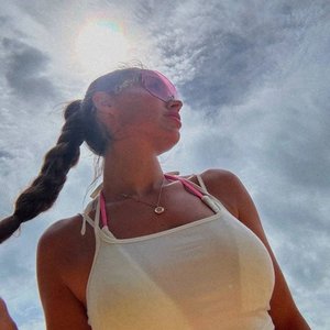 Голая Luxury Girl