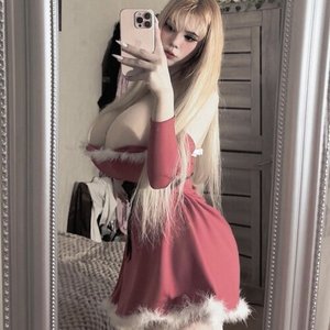 Голая Kitty Keettt
