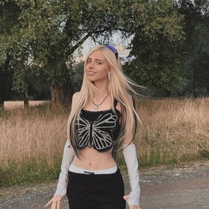 Голая Настя Кош