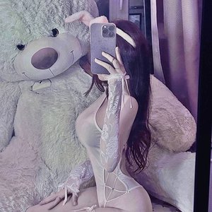 Голая Nisa