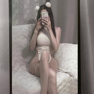 Голая Nisa
