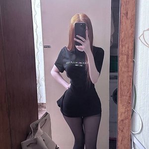 Голая Nisa