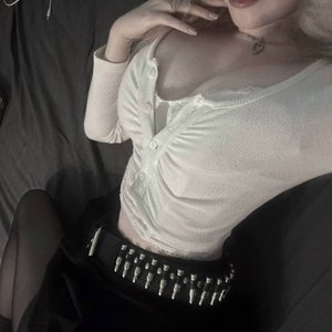 Голая Nisa