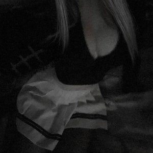 Голая Nisa