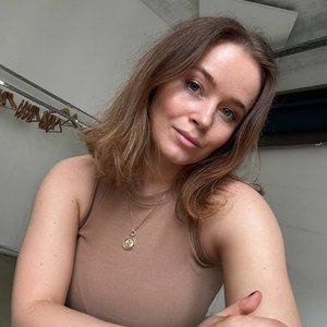 Голая Полина Гренц
