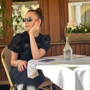Голая Пелагея Невзорова