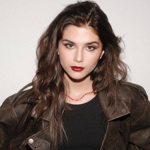 Голая Полина Денисова