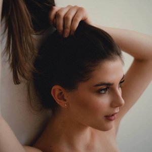 Голая Полина Денисова