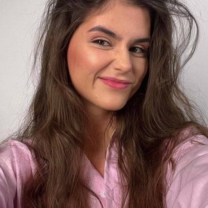 Голая Полина Денисова
