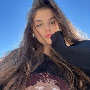 Голая Полина Денисова