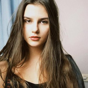 Голая Полина Денисова