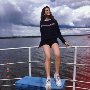 Голая Полина Денисова
