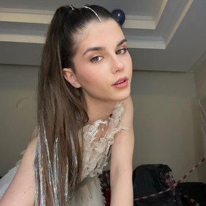 Голая Полина Денисова