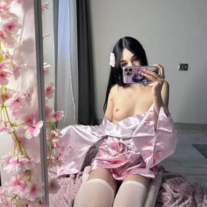 Голая Shawty Shaww