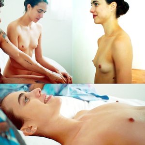 Голая Маргарет Куолли