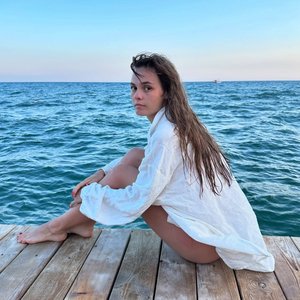 Голая Ангелина Стречина