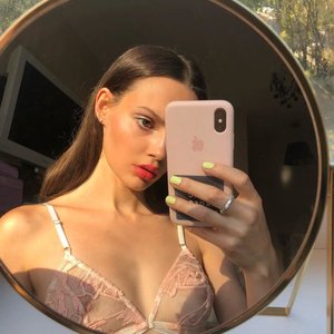 Голая Полина Фаворская