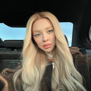 Голая Даша Умнова
