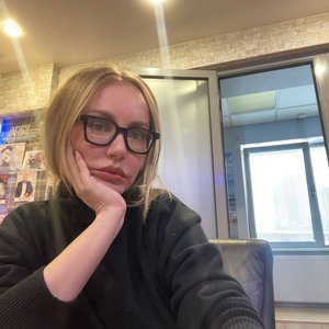 Голая Маша Малиновская