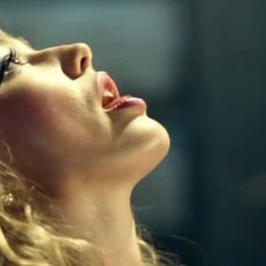 Голая Оксана Акиньшина