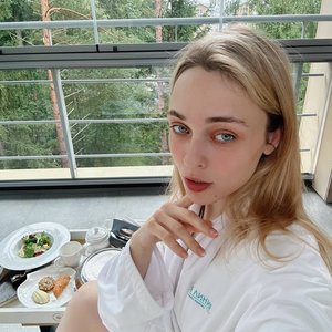 Голая Анастасия Крылова