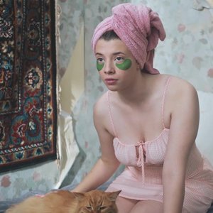 Голая Полина Гухман