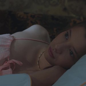 Голая Полина Гухман