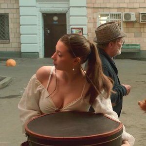 Голая Полина Гухман