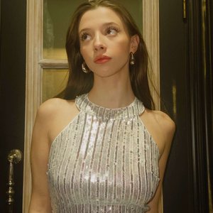 Голая Полина Гухман