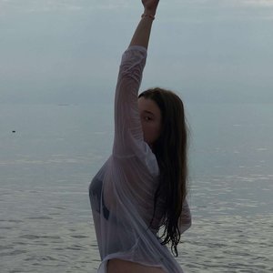 Голая Полина Гухман