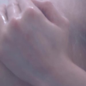 Голая Маргарет Куолли