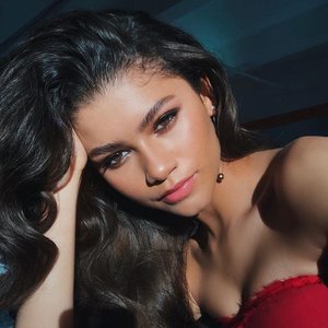 Голая Зендая Коулман