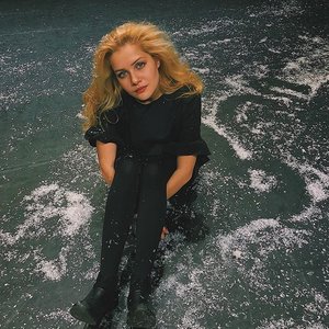 Голая Алина Воскресенская