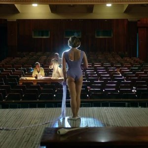 Голая Анна Кошмал