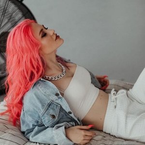 Голая Диана Астер