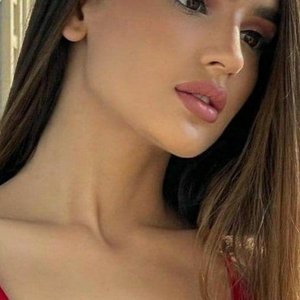 Голая Дина Саева