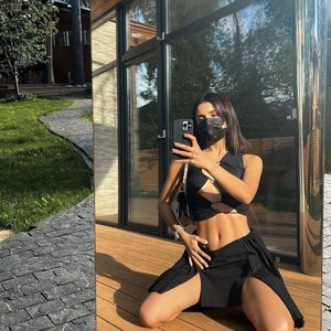 Голая Дина Саева