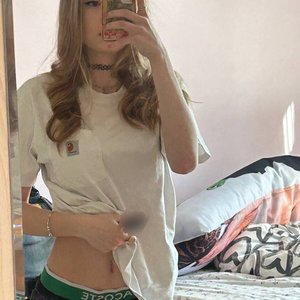 Голая Олька Долька